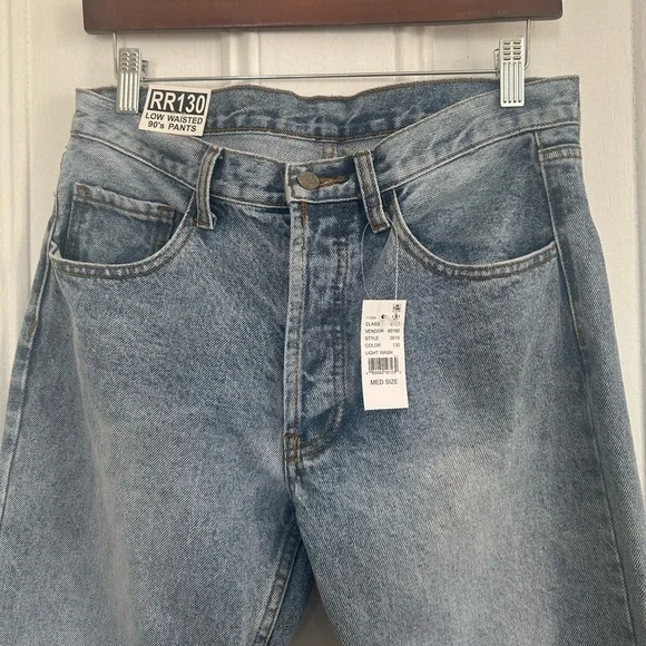 Brandy Melville J. Galt Low Waisted 90s Jeans - Picture 2 of 5